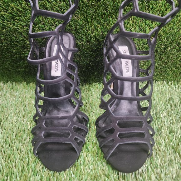 STEVE MADDEN | Slithur Black Nubuck Leather Caged Heels in Excellent Condition - Picture 4 of 4